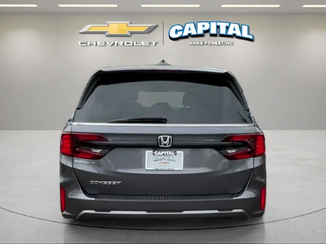Used 2025  Honda EX-L image 4