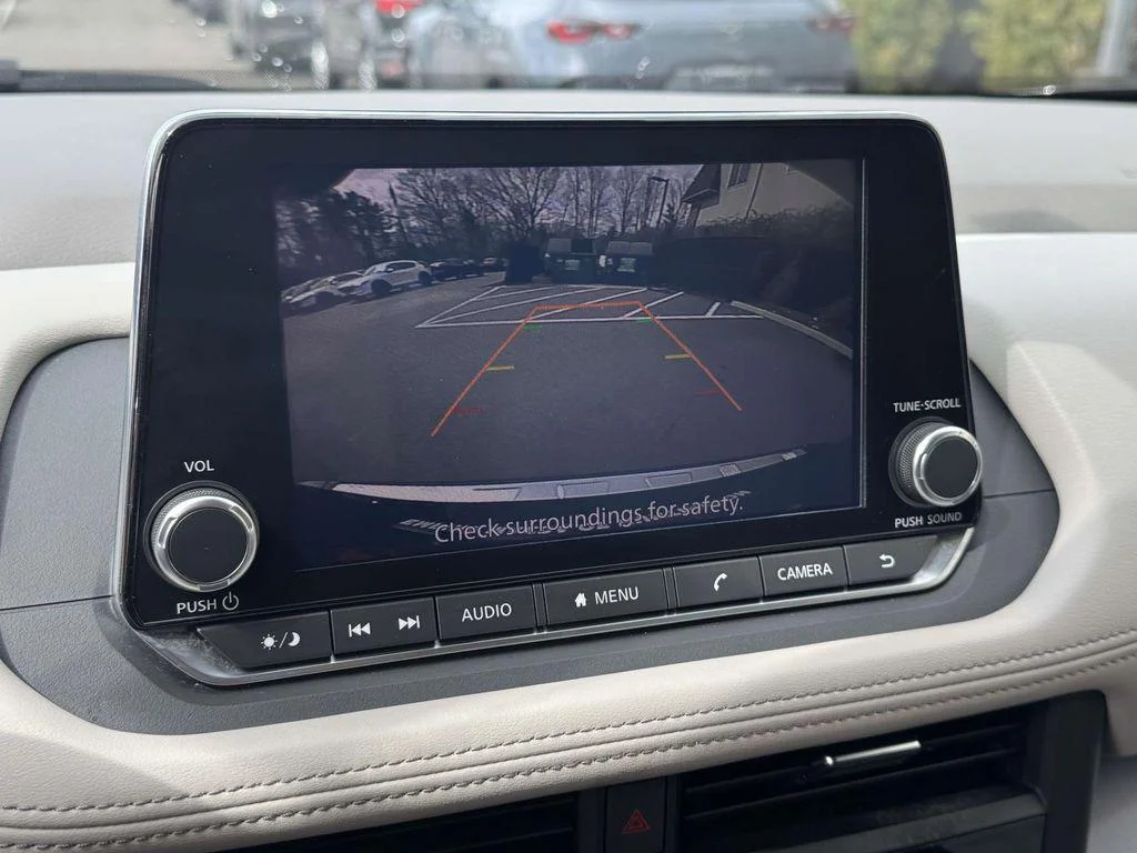 2023 Nissan Rogue SV - Photo 25