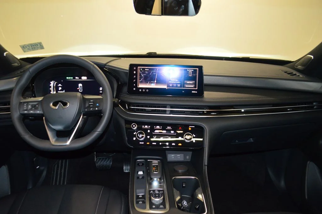 New 2027 GRAPHITE SHADOW INFINITI SPORT image 36