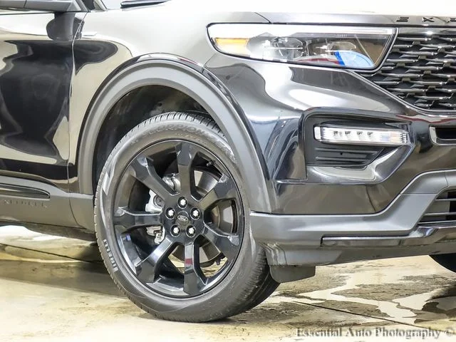 Used 2024 Black Ford ST-Line image 4