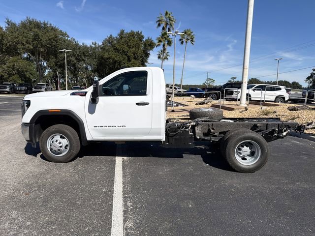 2026 GMC Sierra 3500HD Pro - Photo 7