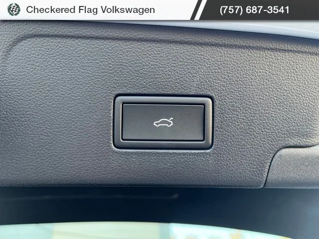 New 2026 White Volkswagen 2.0T SE image 33