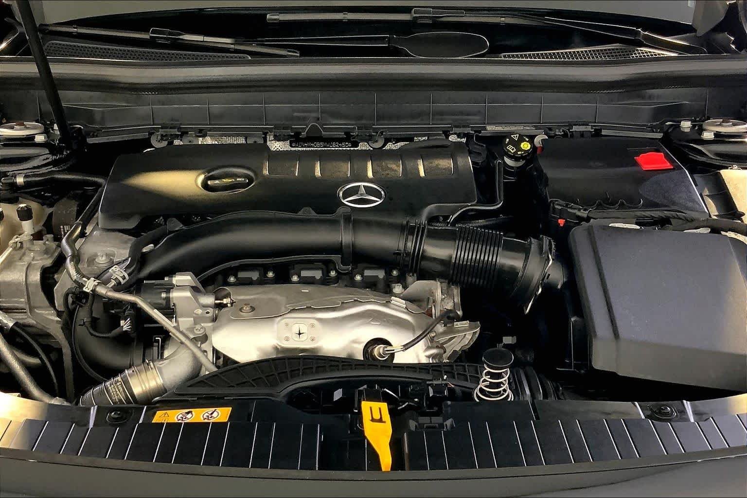 Used 2021 Night Black Mercedes-Benz GLB 250 image 30