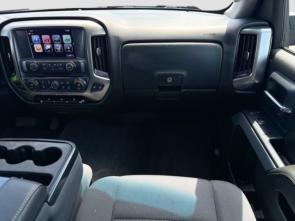 Used 2018 CAJUN RED TINTCOAT Chevrolet LT image 24