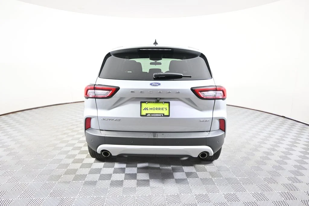 Used 2023  Ford Active image 5
