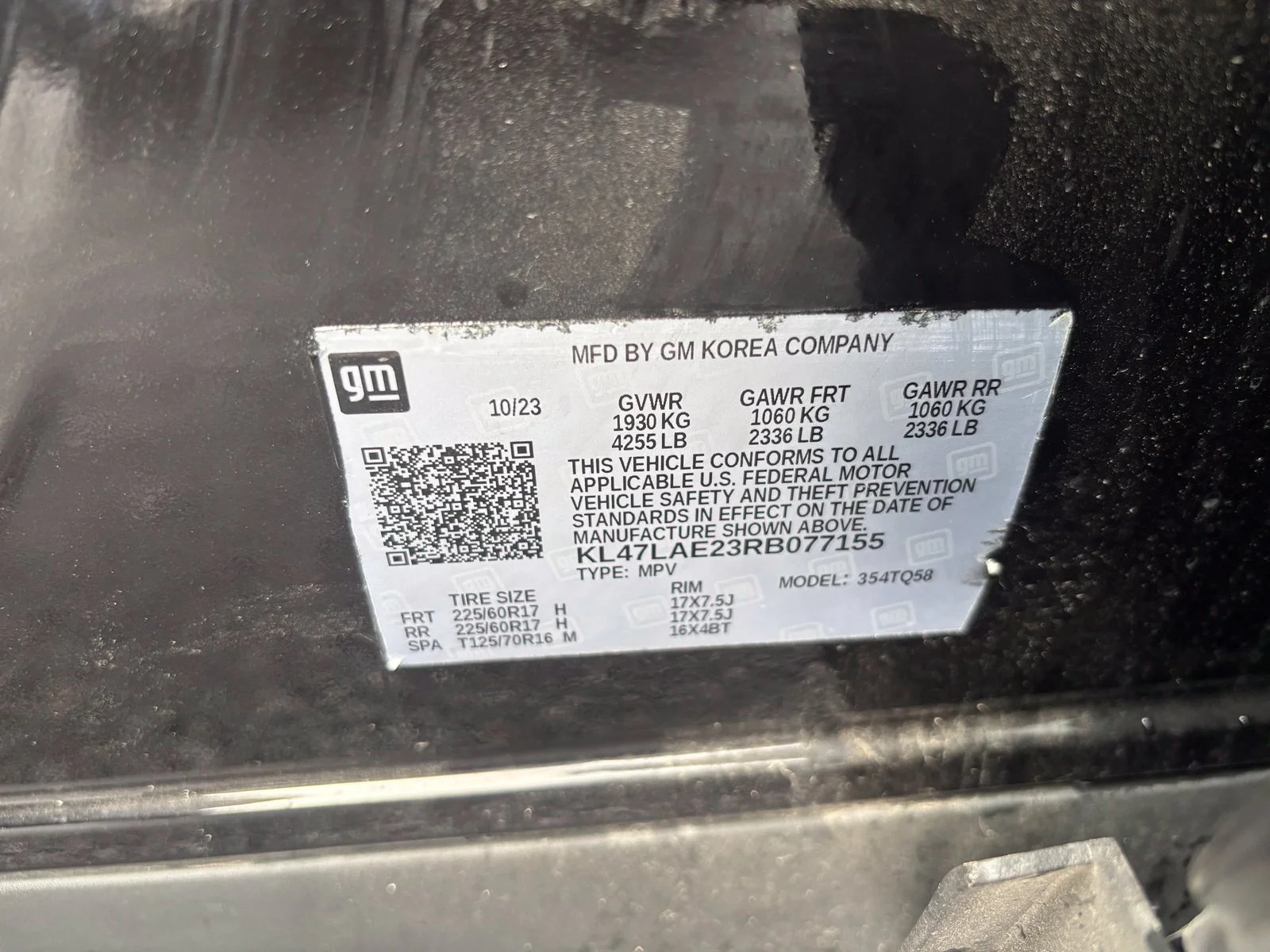Used 2024 Black Buick Preferred image 10