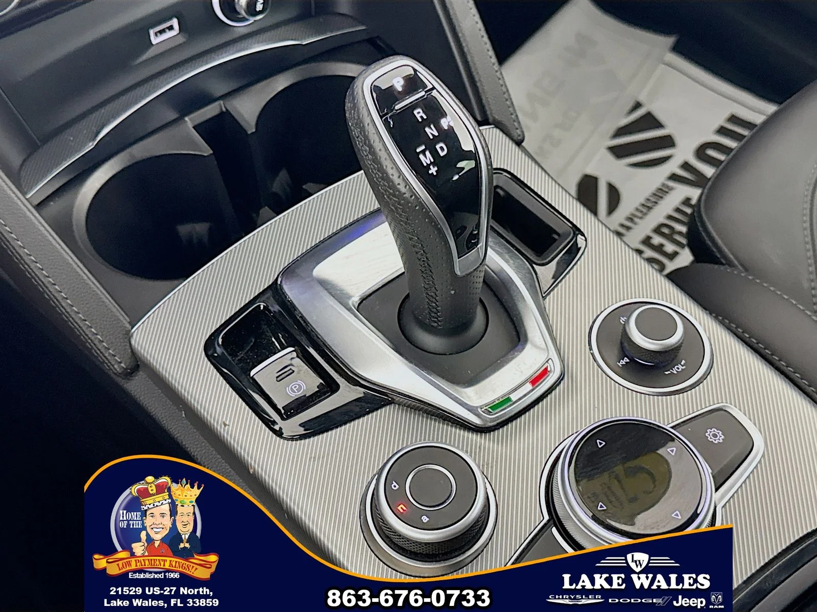 Used 2025  Alfa Romeo  image 17