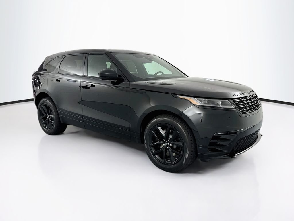 New 2026 Santorini Black Land Rover Belgravia Edition image 3