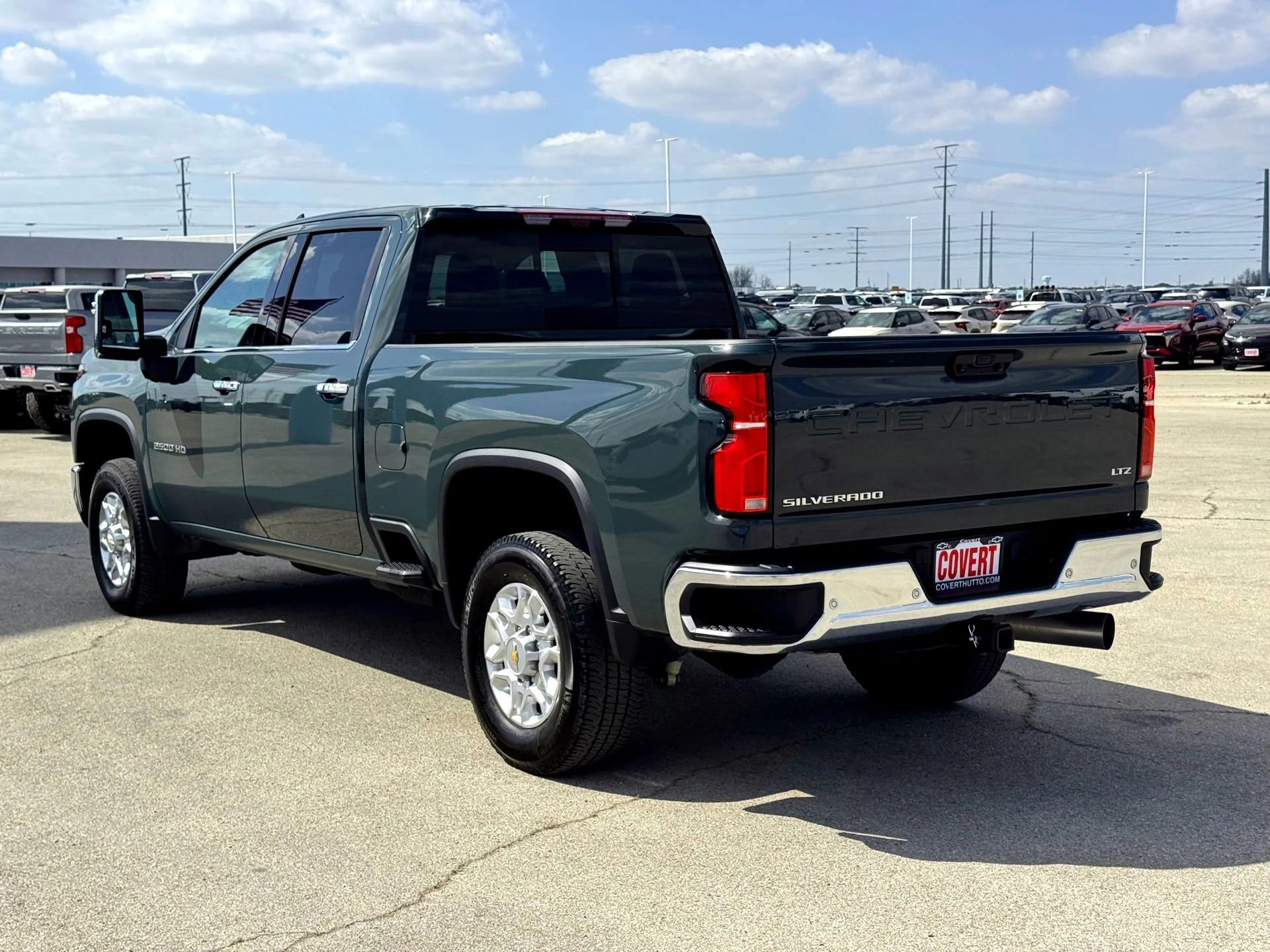 Used 2025 Cypress Gray Chevrolet LTZ image 9