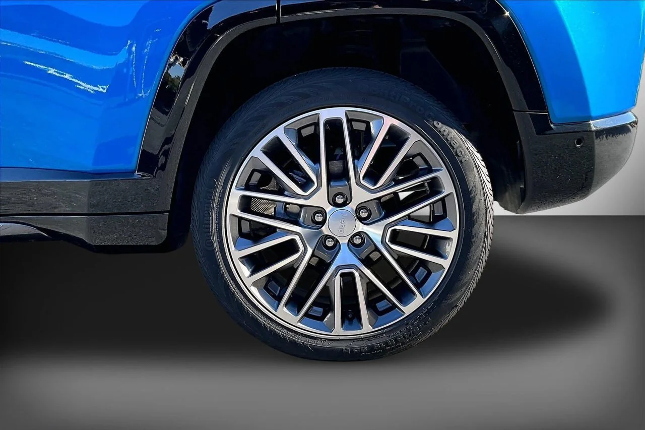 Certified Used 2024 Blue Jeep Limited image 34