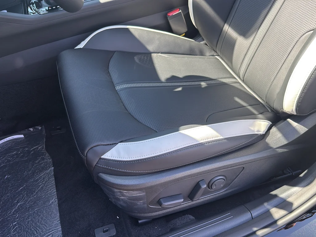 New 2026 Aurora Black Pearl Kia GT-Line image 30