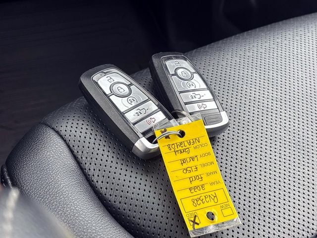 Used 2022 Gray Ford Lariat image 32