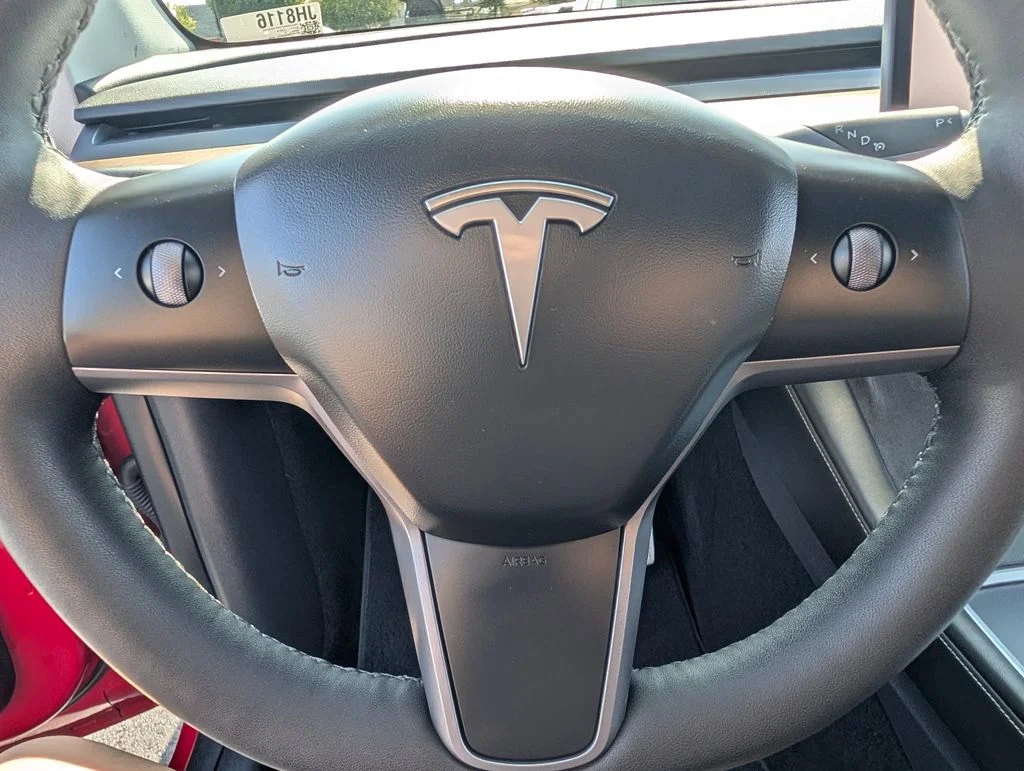 Used 2023  Tesla Performance image 21