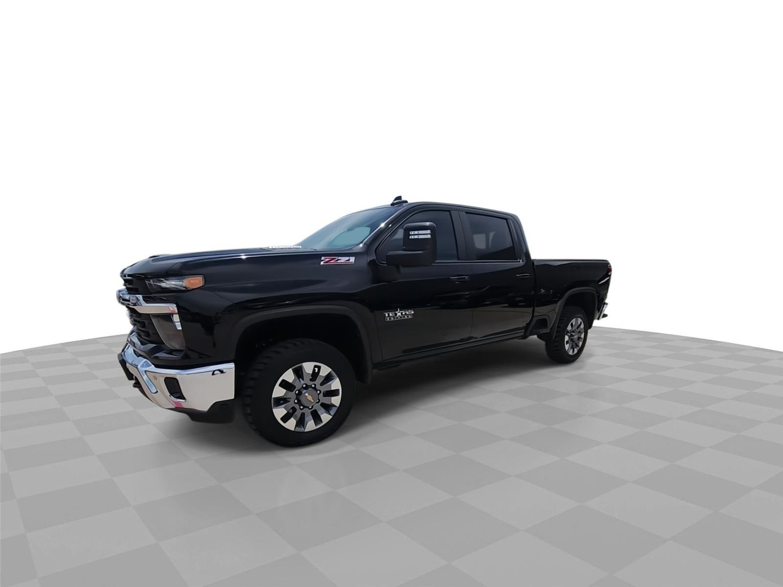 Used 2025 Black Chevrolet LT image 4