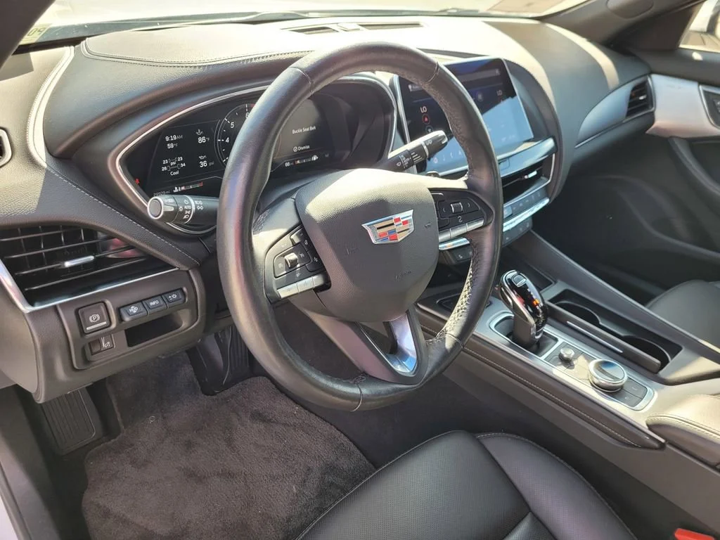 Certified Used 2023 Crystal White Tricoat Cadillac Premium Luxury image 14