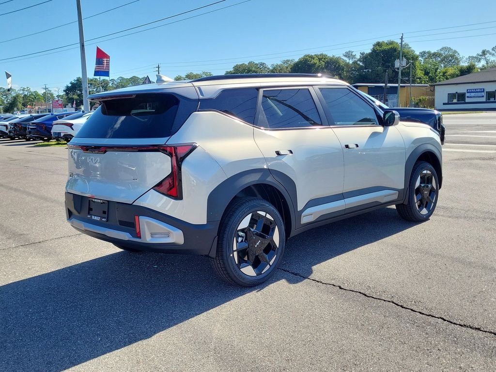 New 2027 Silver Kia EX image 6