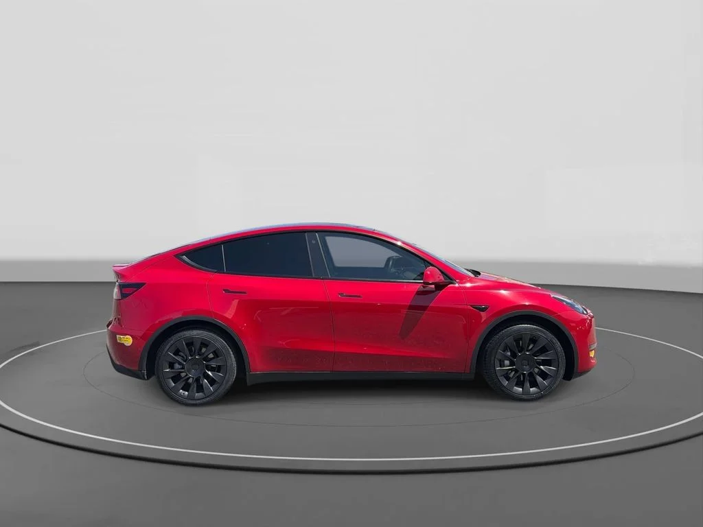 Used 2021 Red Multi-Coat Tesla Standard Range image 4