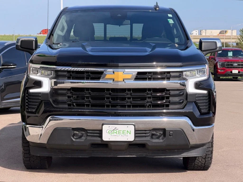 Used 2024 Black Chevrolet LT image 6