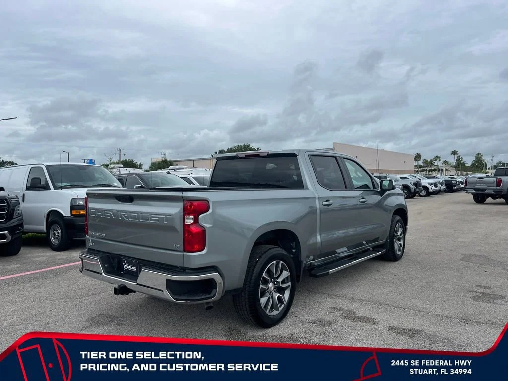 Used 2026 Sterling Gray Metallic Chevrolet LT image 6