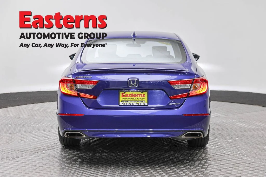 Used 2018 Blue Honda Sport image 6