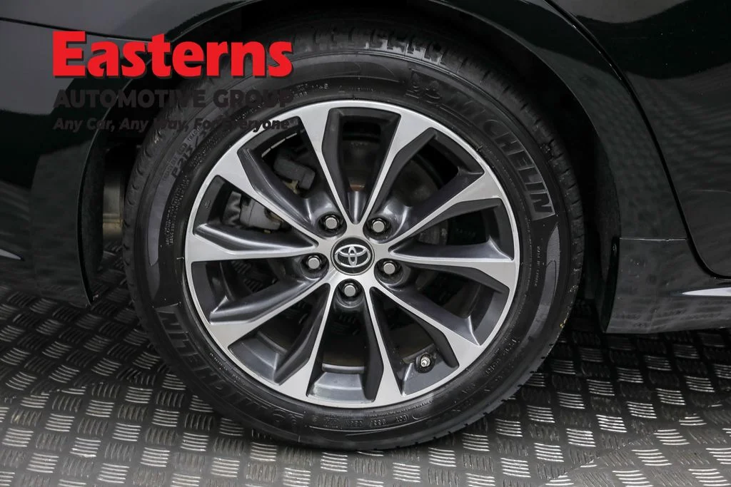 Used 2018 Black Toyota Limited image 28