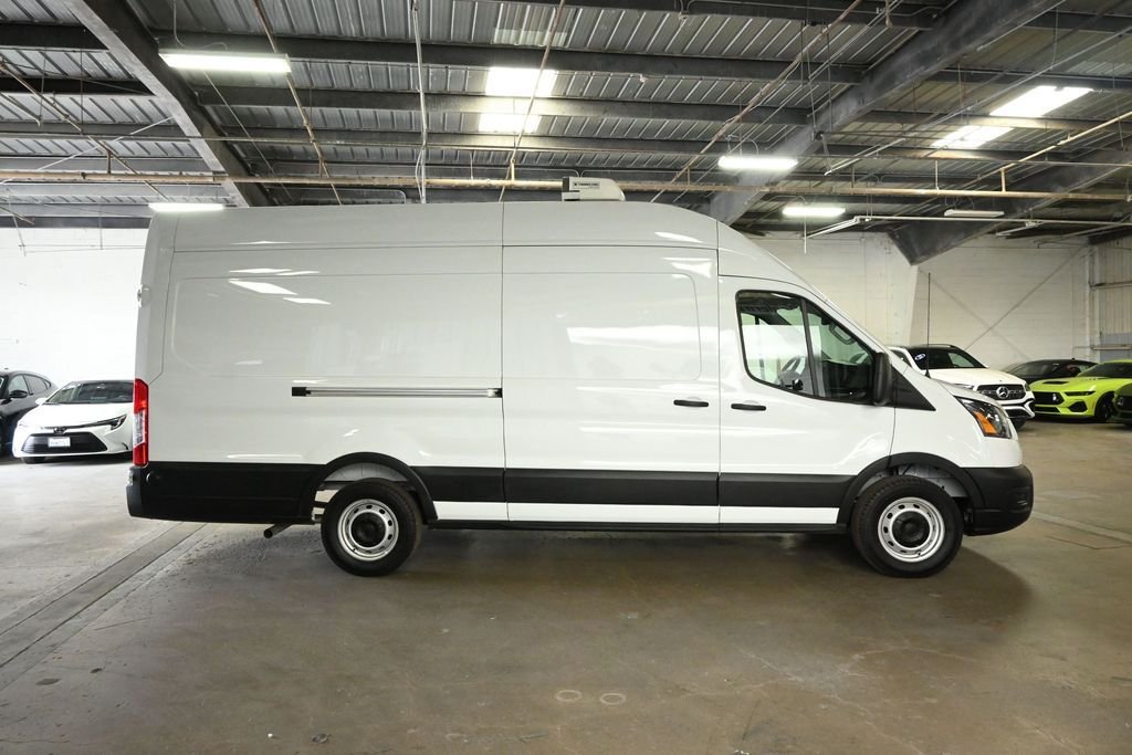New 2026 Oxford White Ford Base image 10