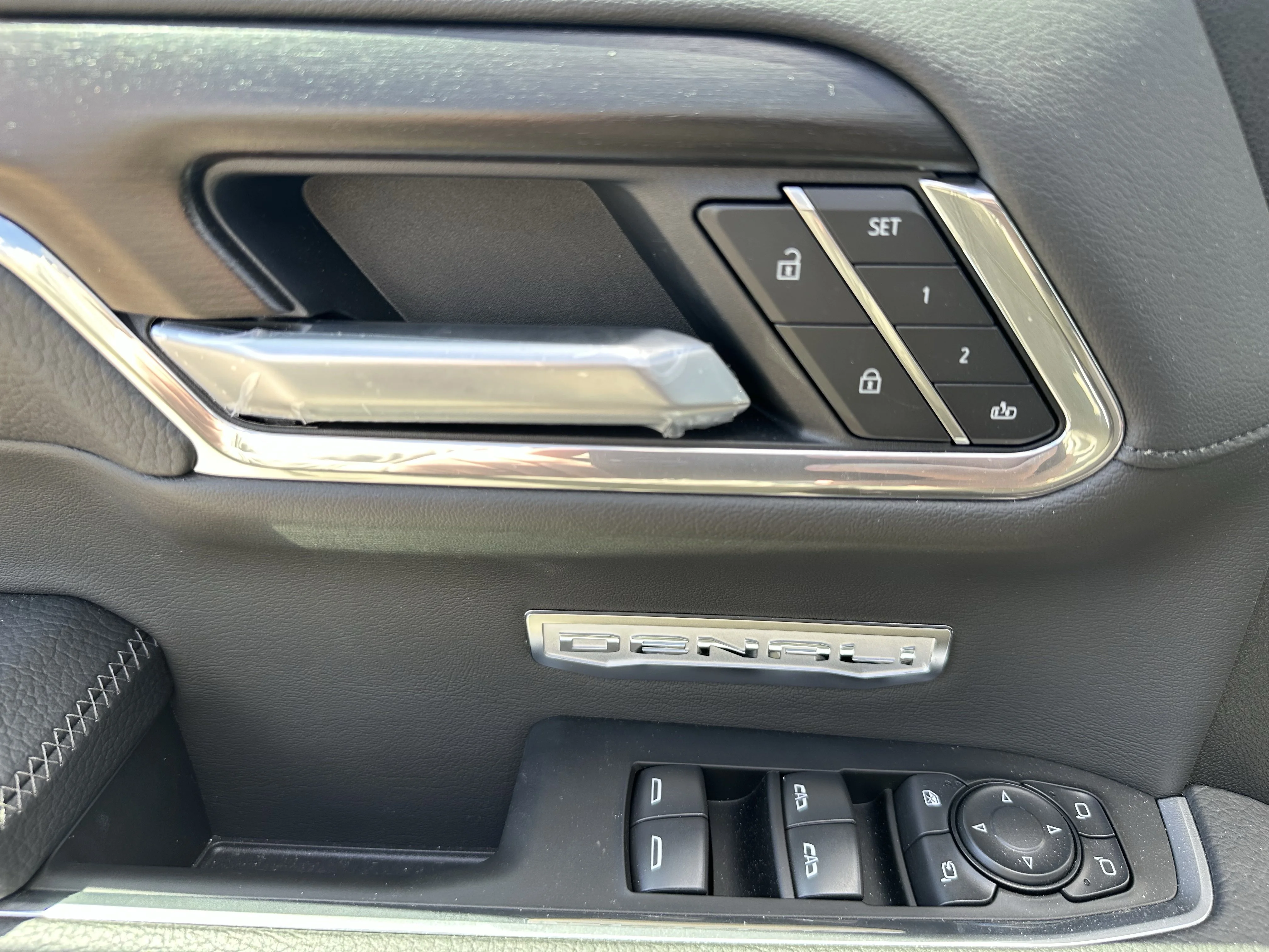New 2026 Glacier White Tricoat GMC Denali image 10