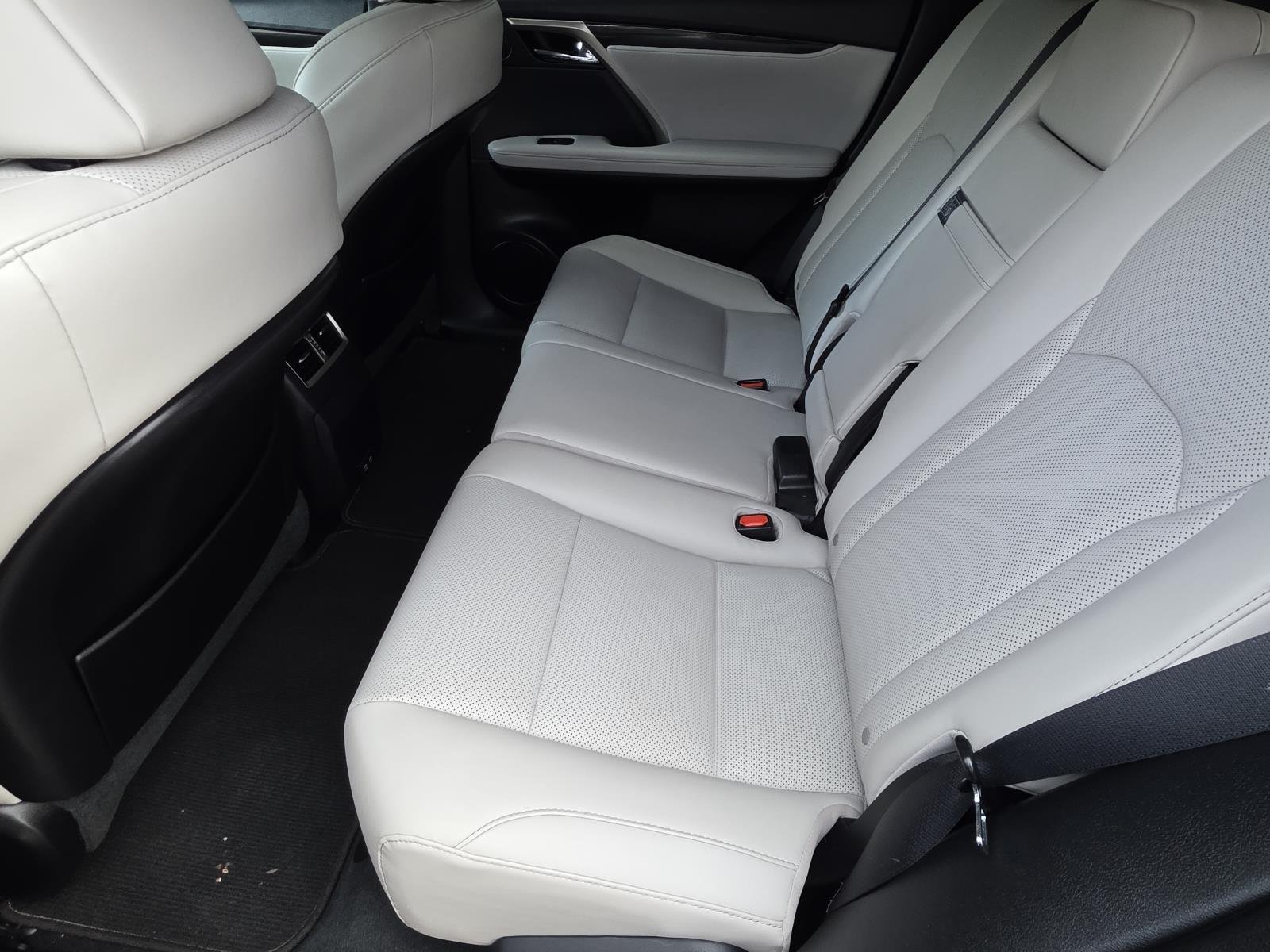 2022 Lexus RX 350 - Photo 8