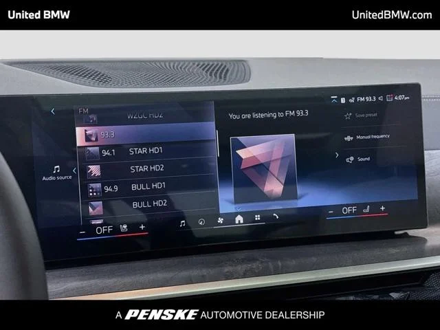 New 2027 Mineral White Metallic BMW X7 image 8