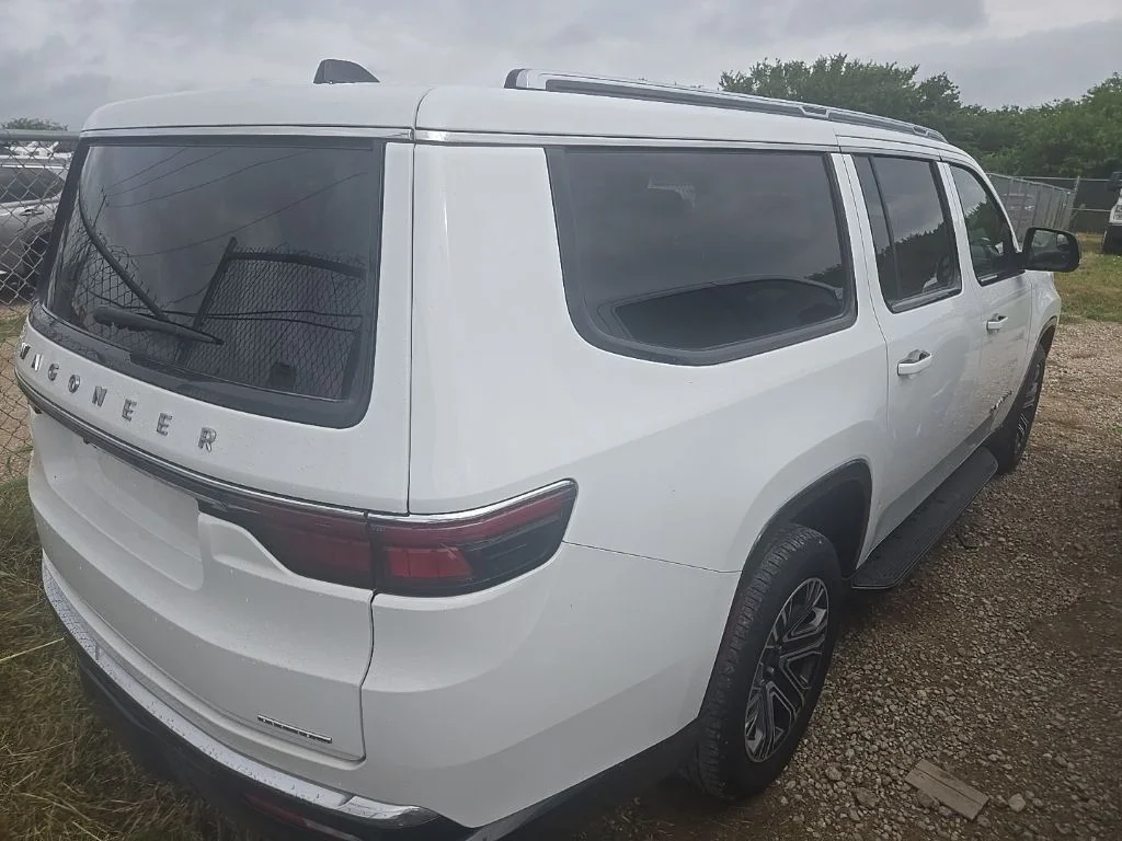 Used 2024 White Jeep Series II image 4