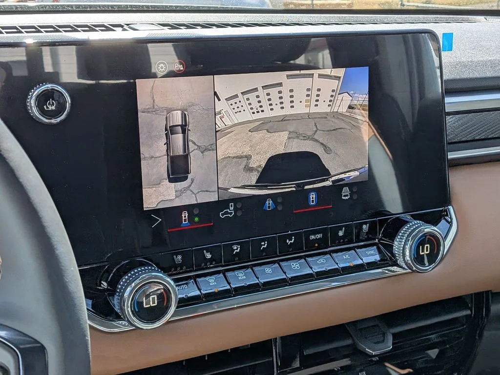 New 2026 Sterling Metallic GMC AT4 image 14