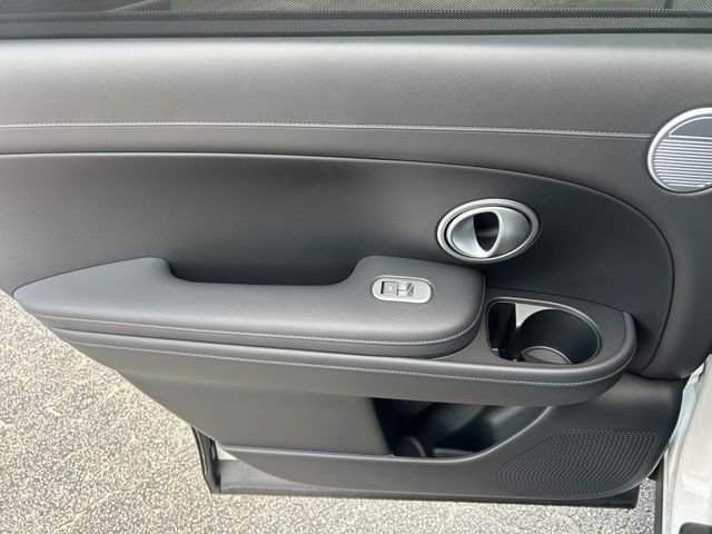 New 2027 White Hyundai Blue SEL Premium 8P image 7