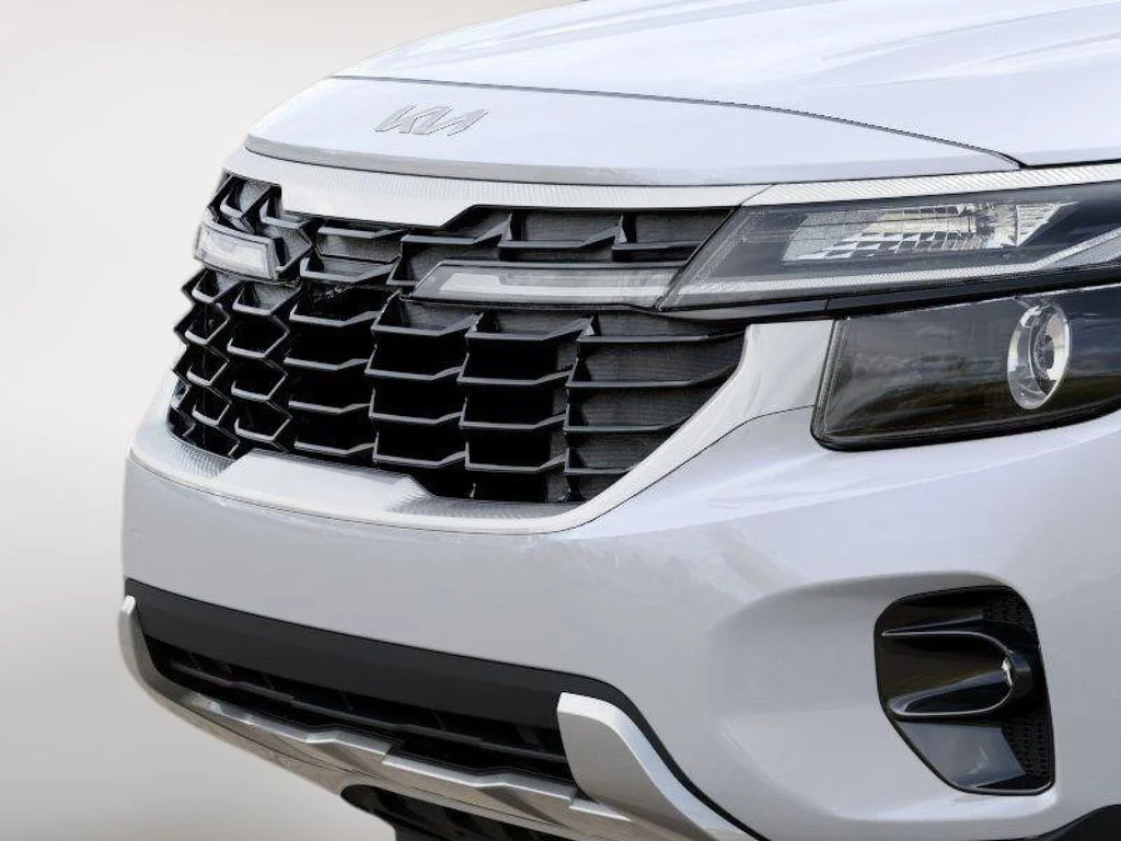 New 2026 White Kia EX image 12