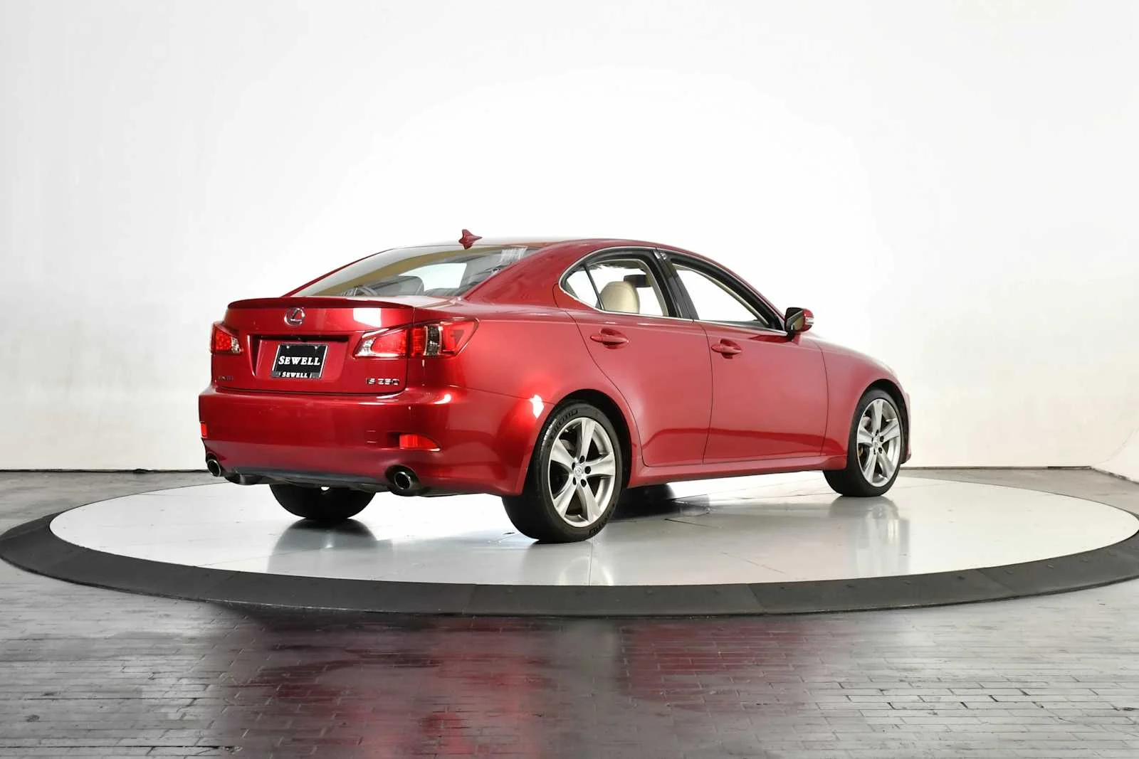 Used 2011 Matador Red Mica Lexus  image 5
