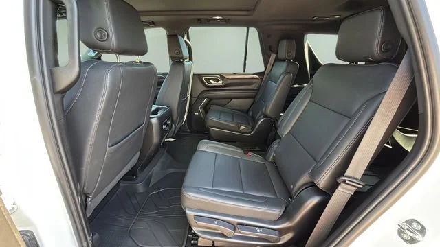Used 2023 Summit White Chevrolet Z71 image 21