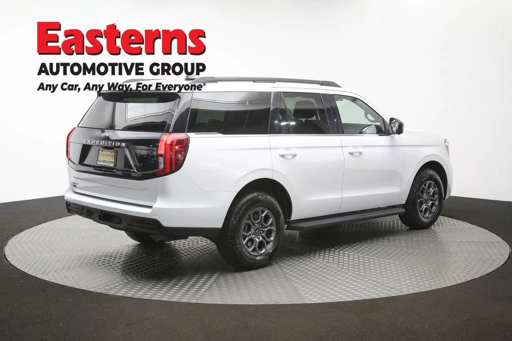Used 2025 White Ford Active image 41