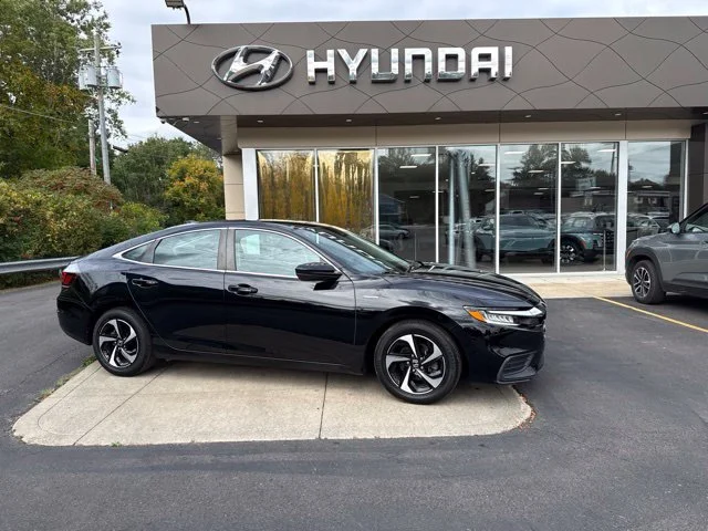 Certified Used 2022 Black Honda EX image 2