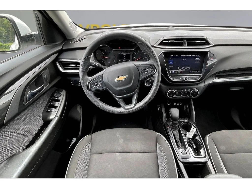 Used 2023 Summit White Chevrolet LT image 5