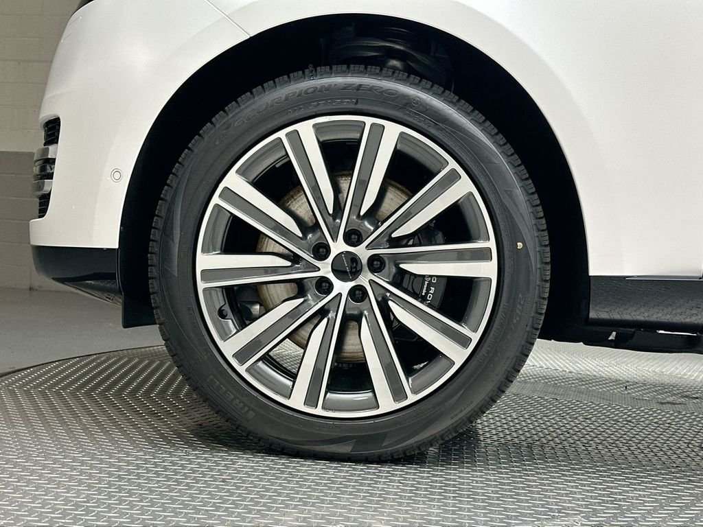 New 2026 Icy White Satin Land Rover Autobiography image 13