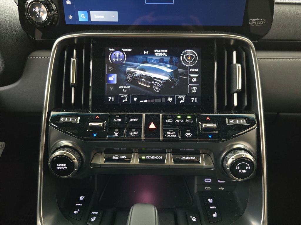 2025 Lexus LX 700h Luxury - Photo 22