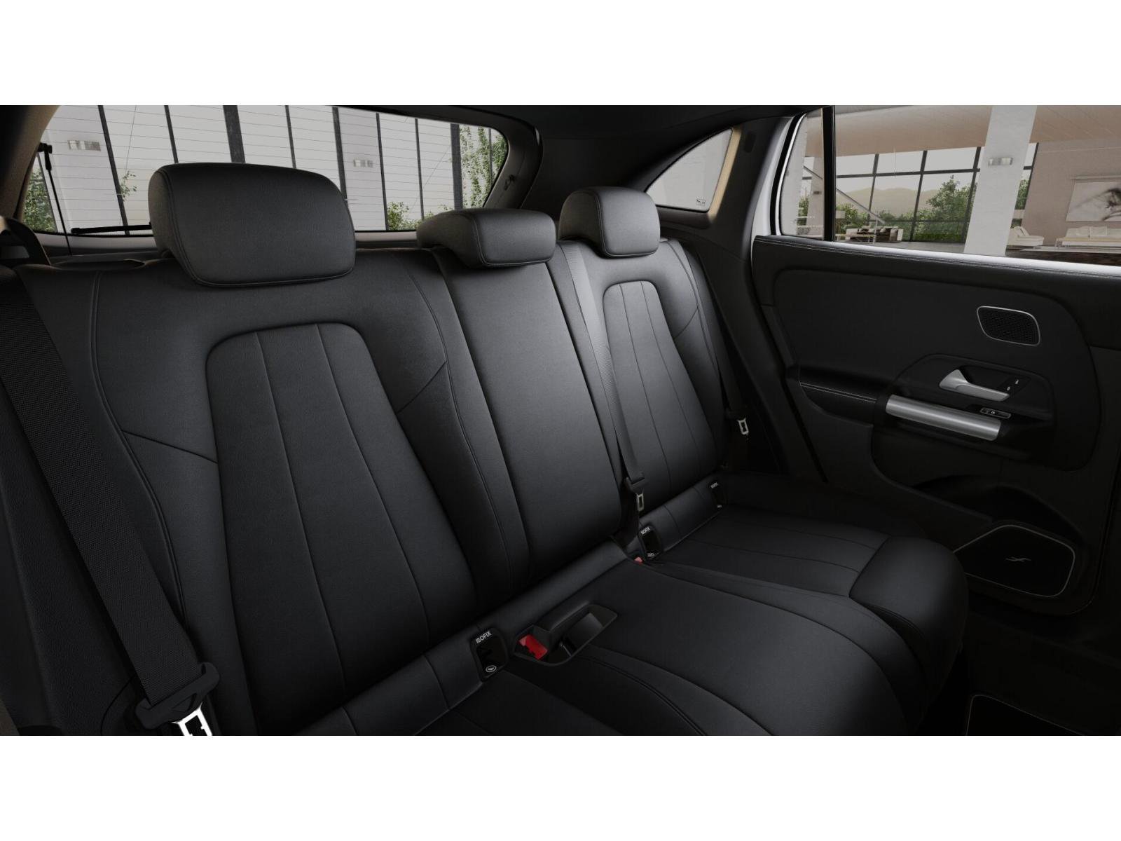 New 2026 Polar White Mercedes-Benz GLA 250 image 17