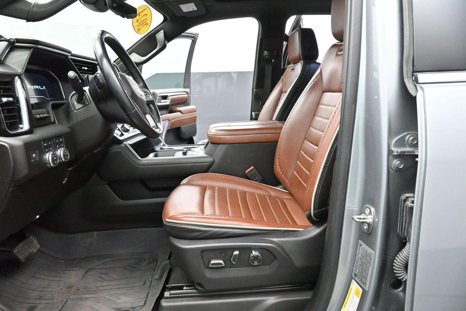 Used 2024 Sterling Metallic GMC Denali Ultimate image 12