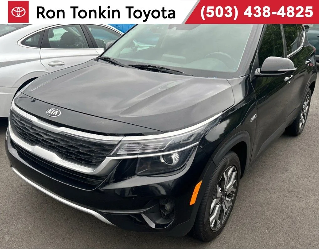 Used 2021 Black Kia EX image 1