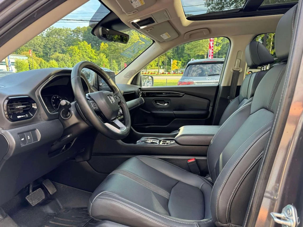 2024 Honda Pilot Touring - Photo 17