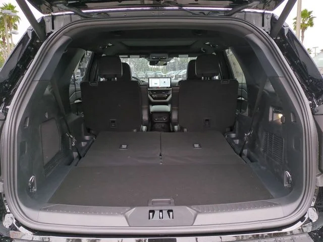 New 2026 Agate Black Metallic Ford Tremor® image 13