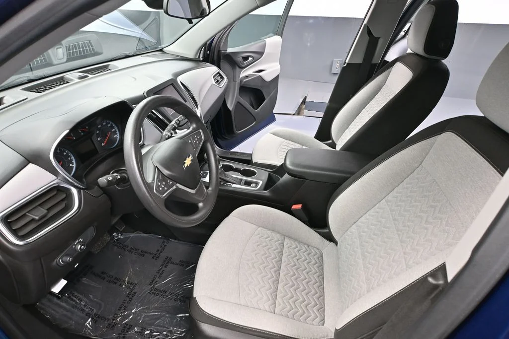 Used 2022 Blue Chevrolet LS image 21
