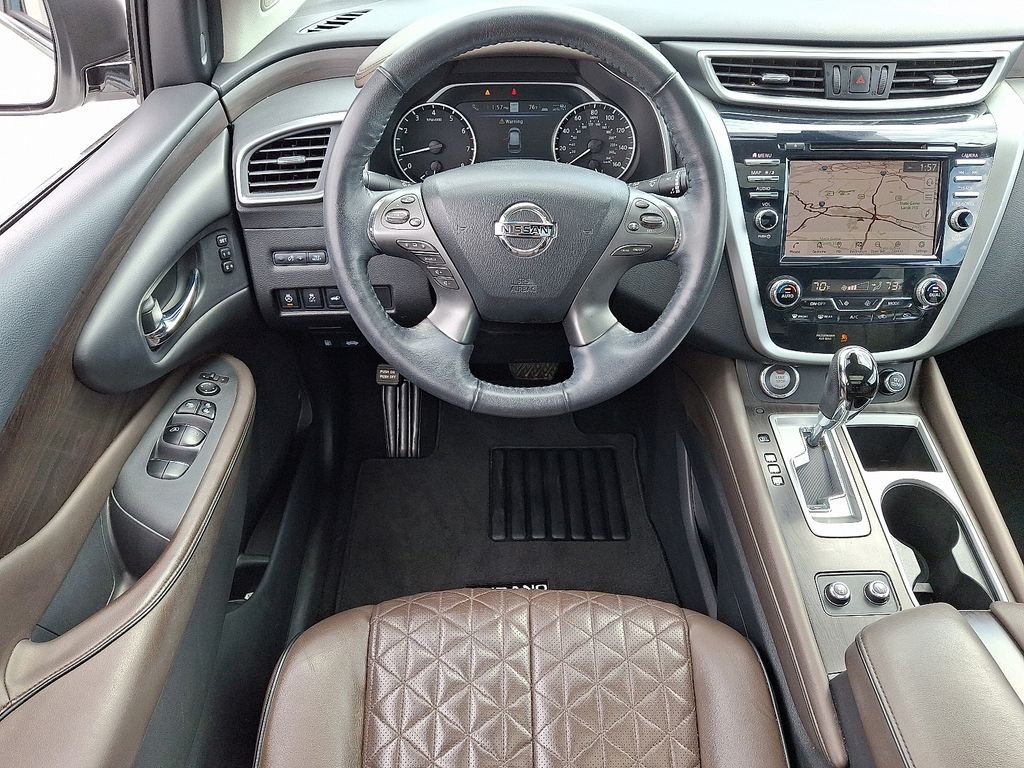 Used 2020 White Nissan Platinum image 12