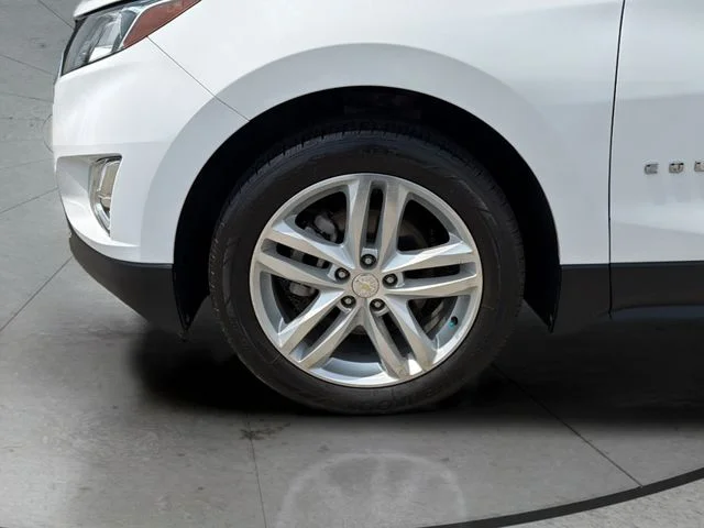 Used 2019 White Chevrolet Premier image 29