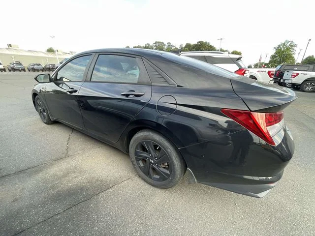 Certified Used 2022 Phantom Black Hyundai Blue image 8