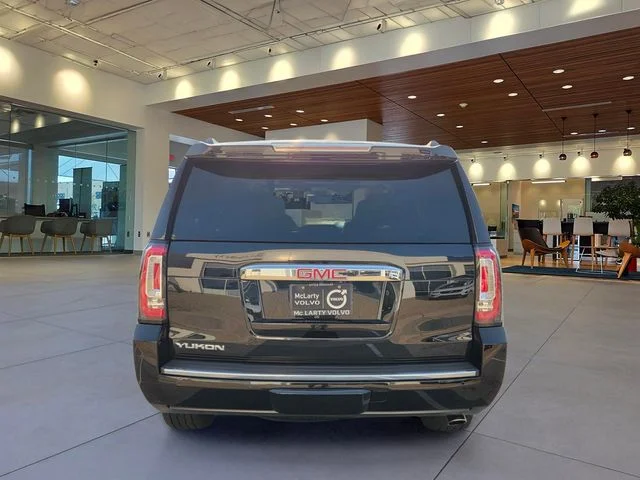 Used 2019 Black GMC Denali image 6